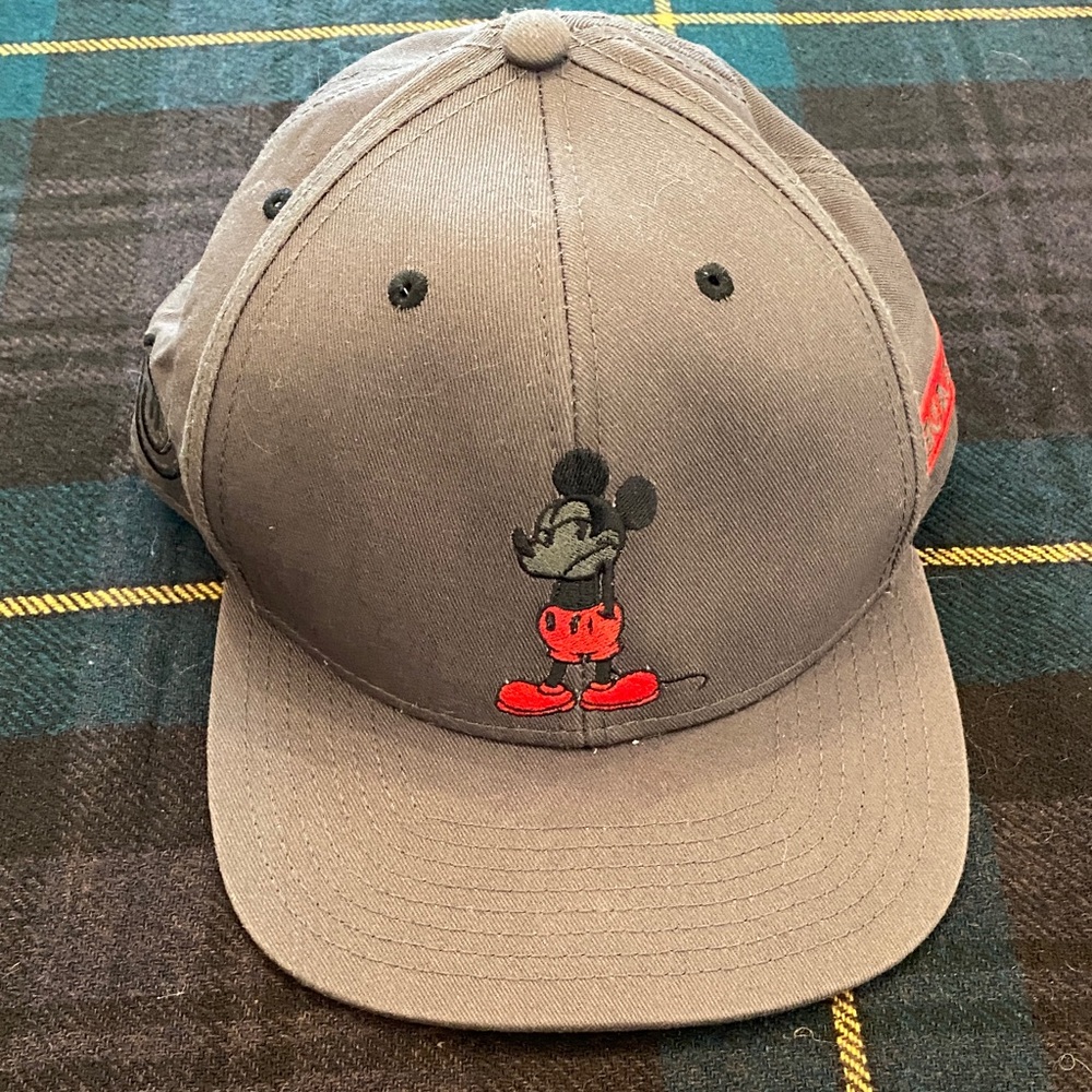 Disney Neff Mickey Hat